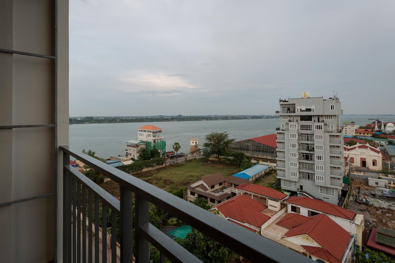 Mekongview 1 Condotel Phnom Penh Exterior foto