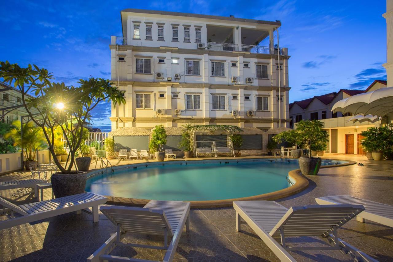 Mekongview 1 Condotel Phnom Penh Exterior foto